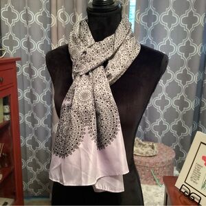 The Limited Scarf